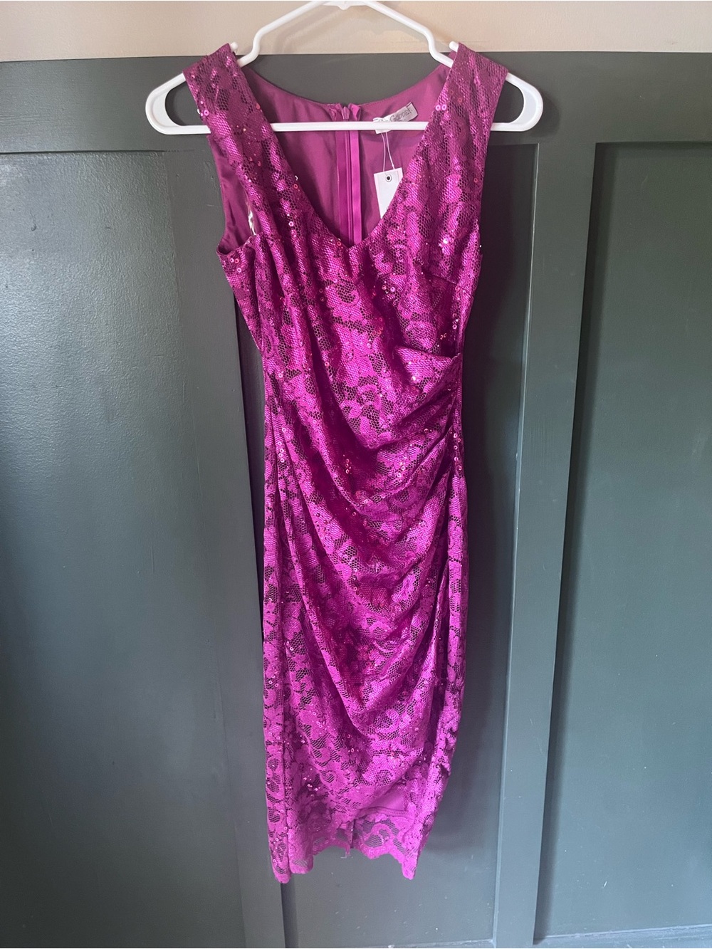 Goddess Fuchsia Lace Midi Dress with V-Neck